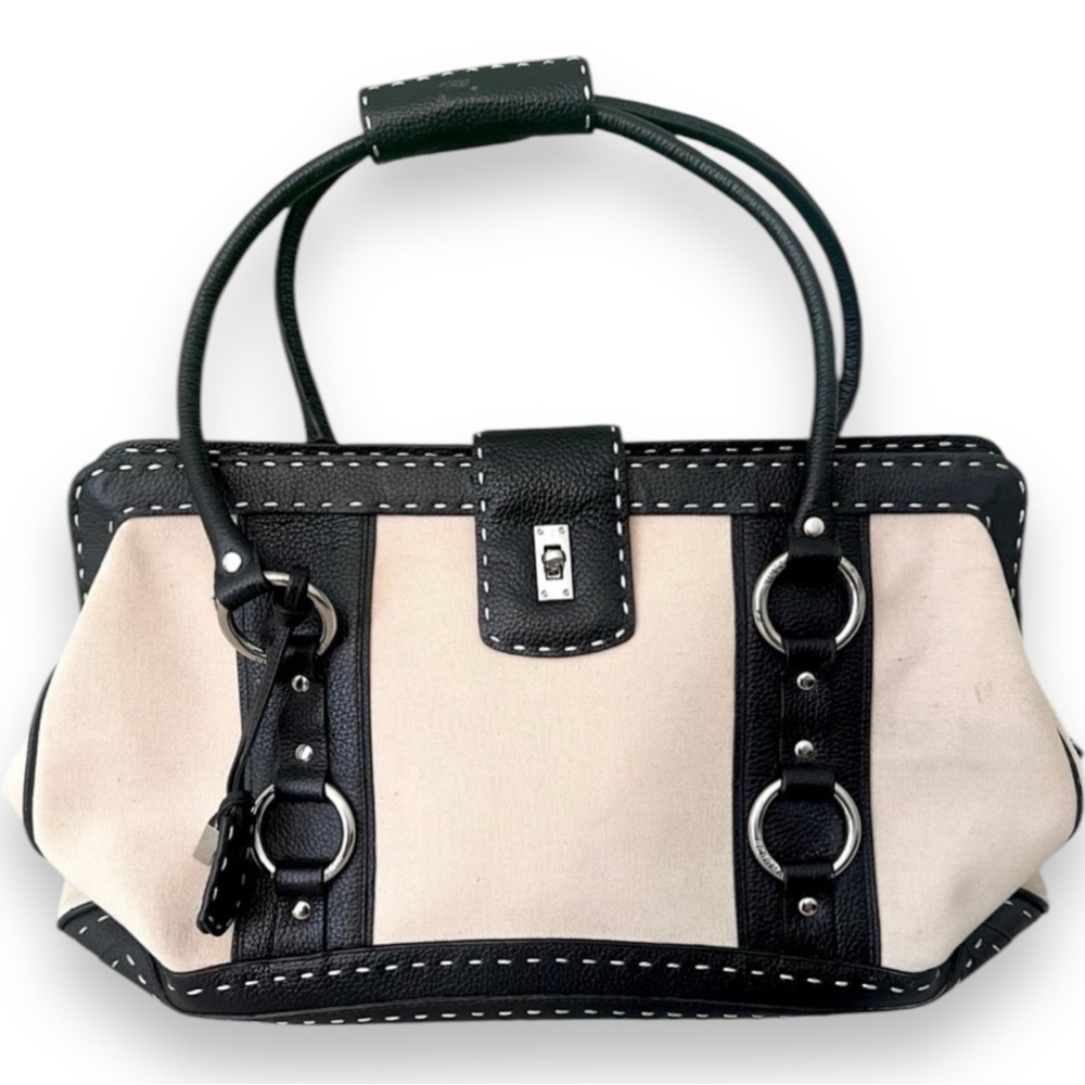 BCBG MAXAZRIA Weekend Bag Cream